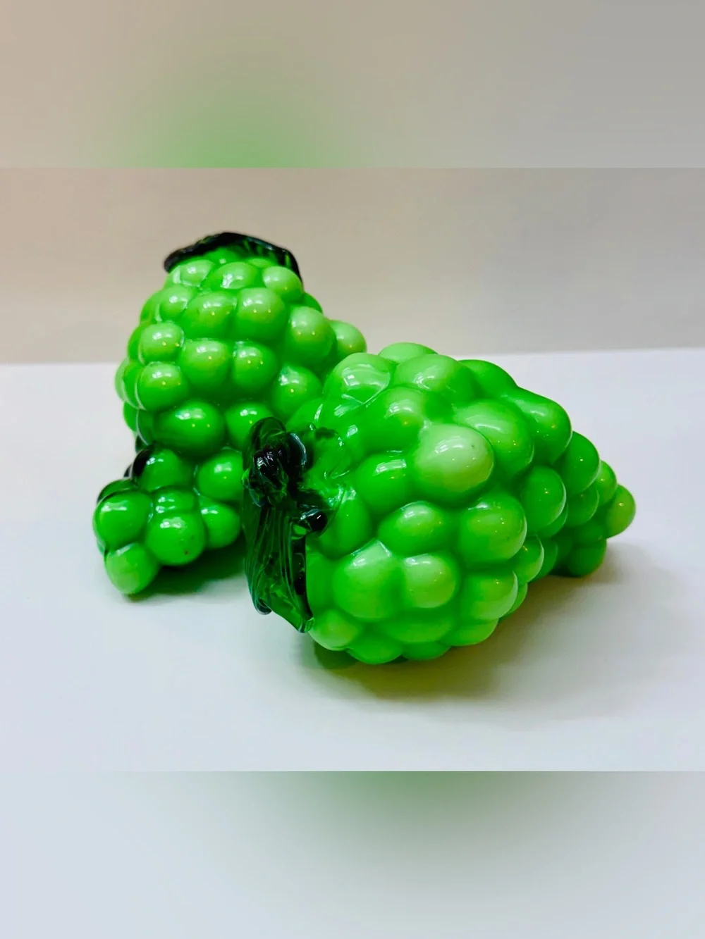 Green Glass Grape Clusters Set of 2 Fruit Figurines 6” Table Decor